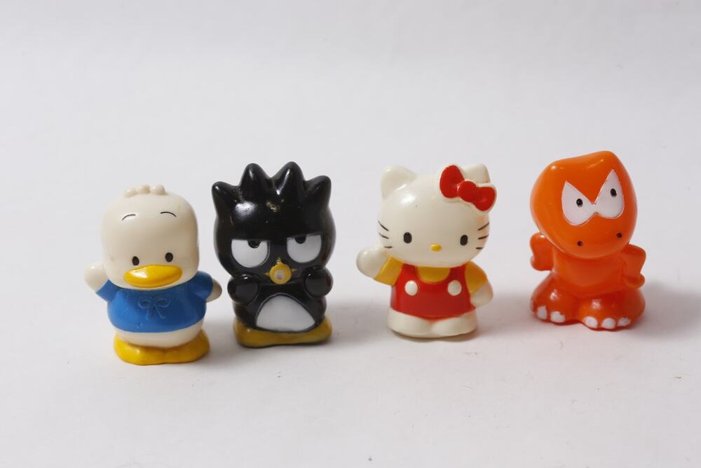 1990s Sanrio Sofubi Lot Pekkle Badtz-Maru Hello Kitty Tyran ~ 260826-WH 1309